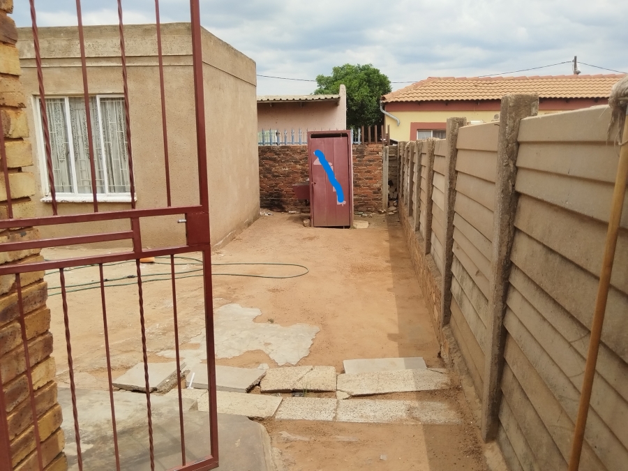 2 Bedroom Property for Sale in Atteridgeville Gauteng