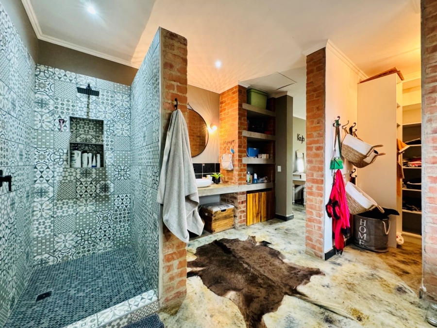 4 Bedroom Property for Sale in Pebble Rock Golf Village Gauteng