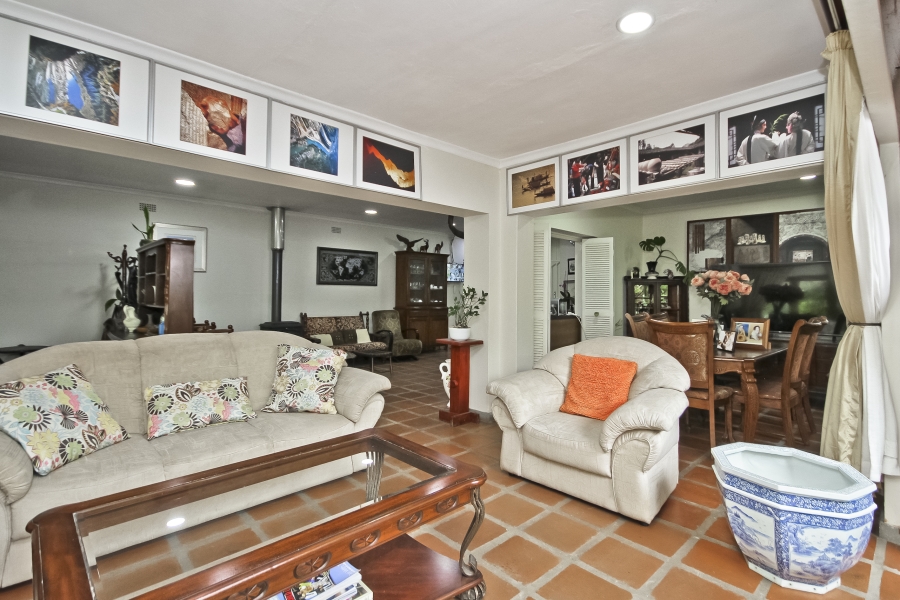 5 Bedroom Property for Sale in Rivonia Gauteng