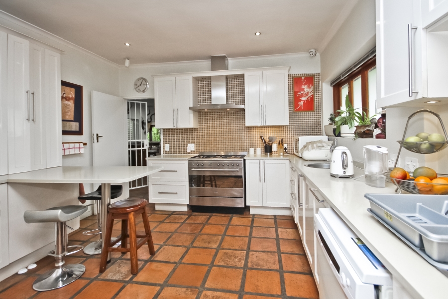 5 Bedroom Property for Sale in Rivonia Gauteng