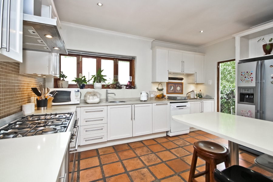 5 Bedroom Property for Sale in Rivonia Gauteng