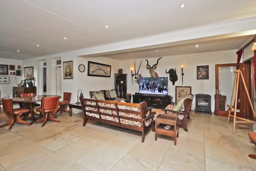 5 Bedroom Property for Sale in Rivonia Gauteng