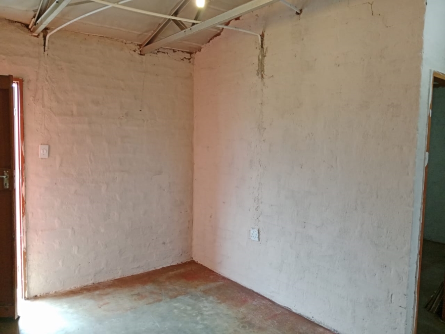 2 Bedroom Property for Sale in Soshanguve M Gauteng
