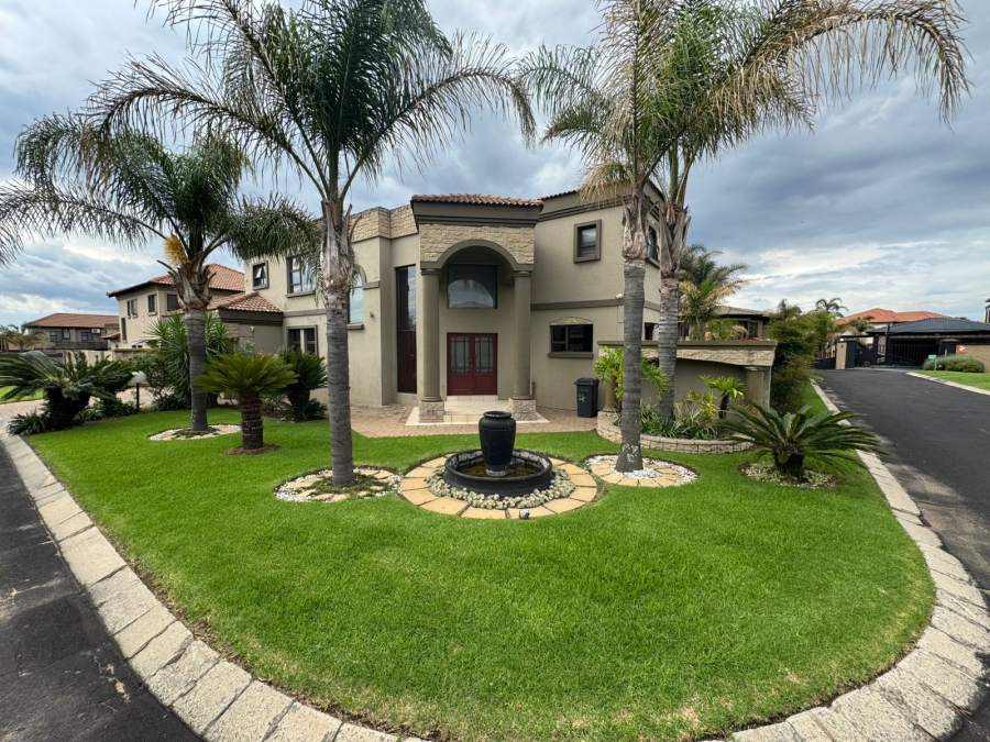 4 Bedroom Property for Sale in Sonneveld Gauteng