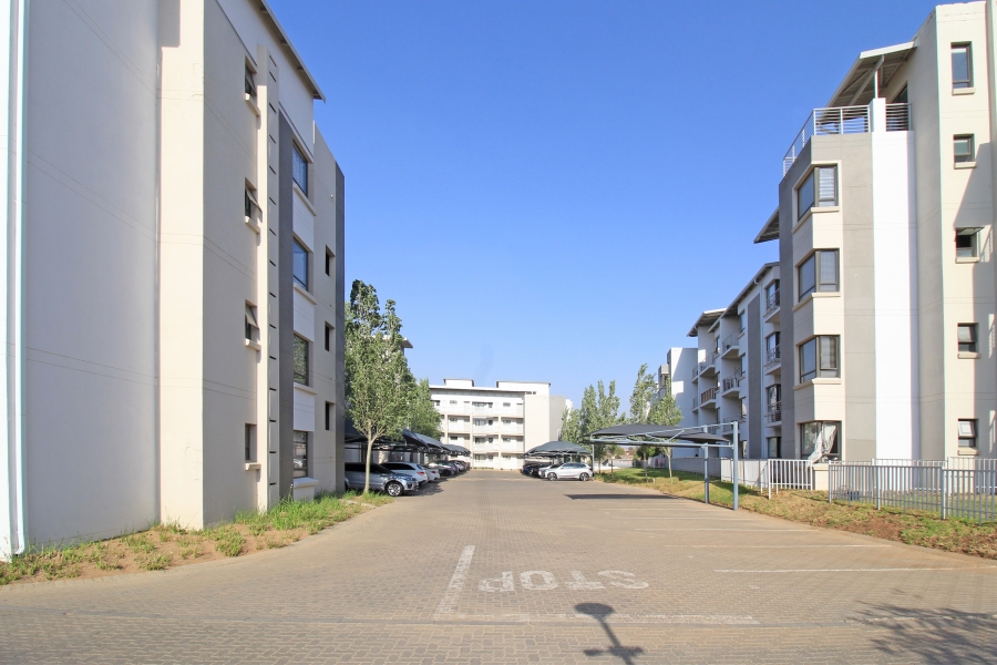 2 Bedroom Property for Sale in Broadacres Gauteng