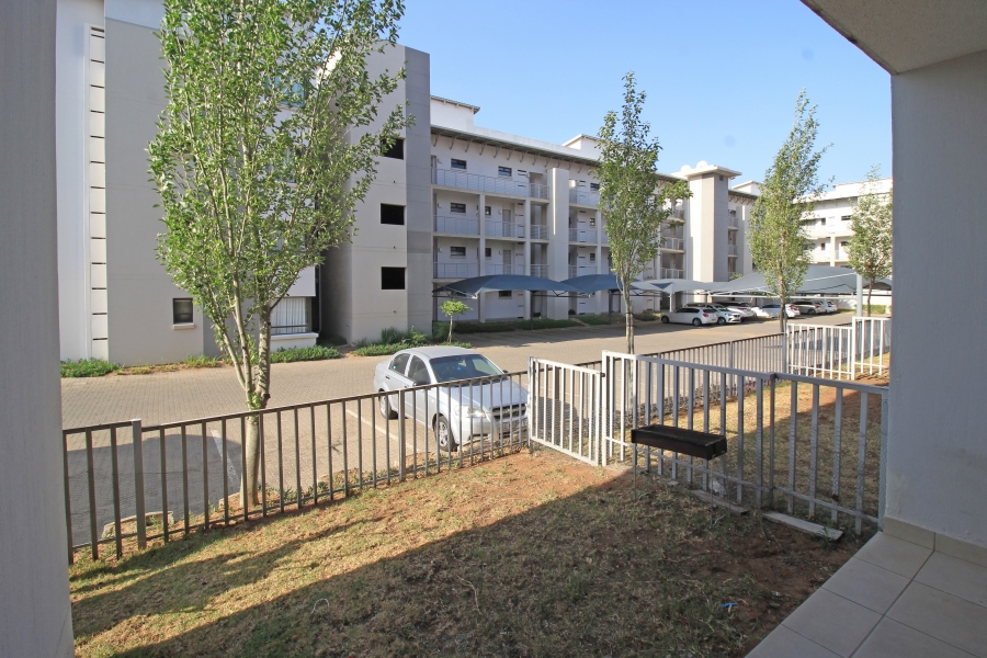 2 Bedroom Property for Sale in Broadacres Gauteng