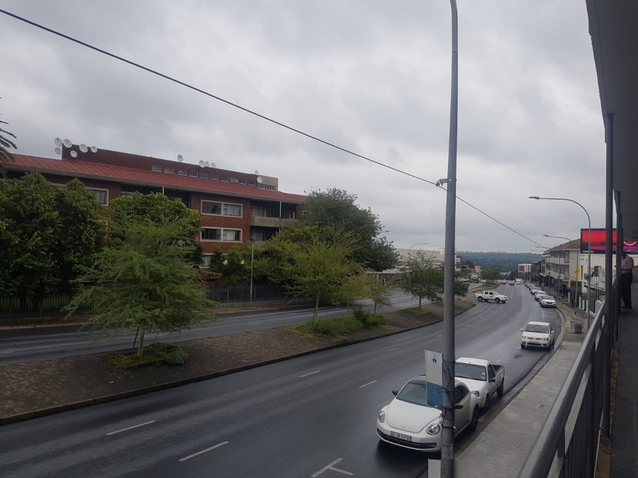 1 Bedroom Property for Sale in Craighall Park Gauteng