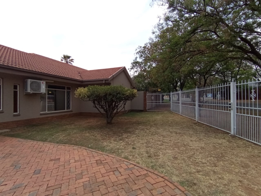 3 Bedroom Property for Sale in Three Rivers East Gauteng