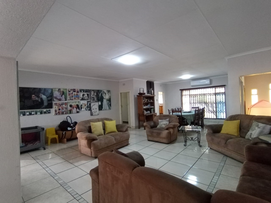 3 Bedroom Property for Sale in Three Rivers East Gauteng