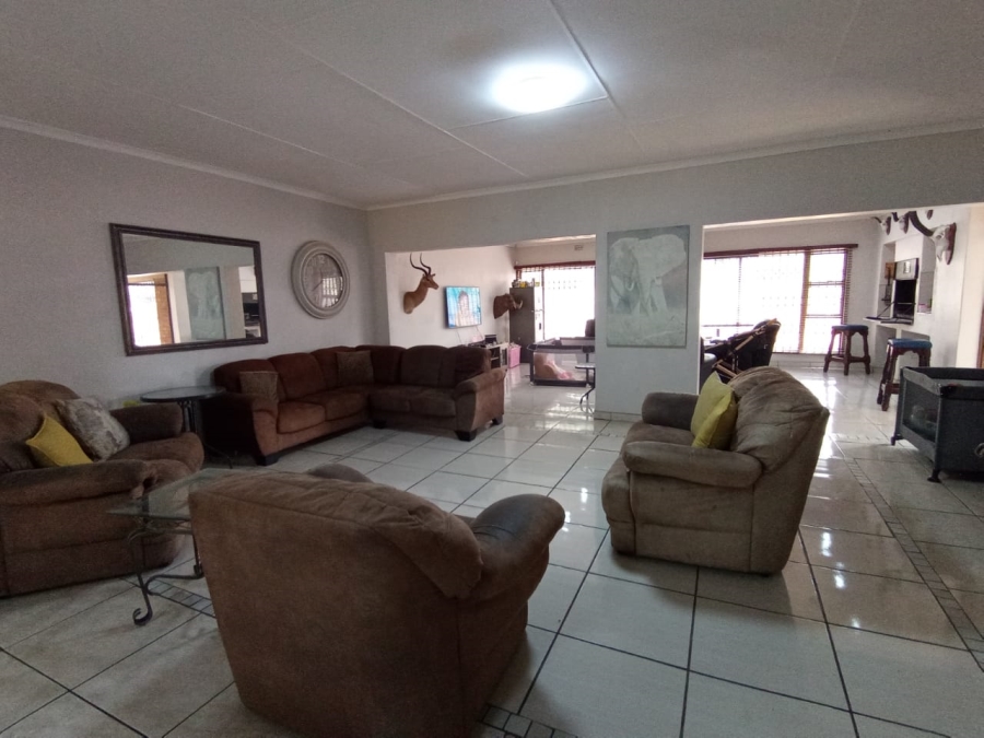 3 Bedroom Property for Sale in Three Rivers East Gauteng