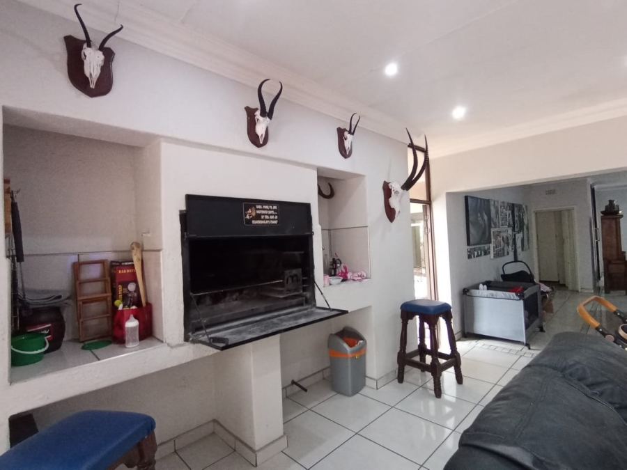 3 Bedroom Property for Sale in Three Rivers East Gauteng