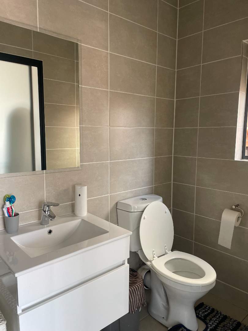 1 Bedroom Property for Sale in Linbro Park Gauteng