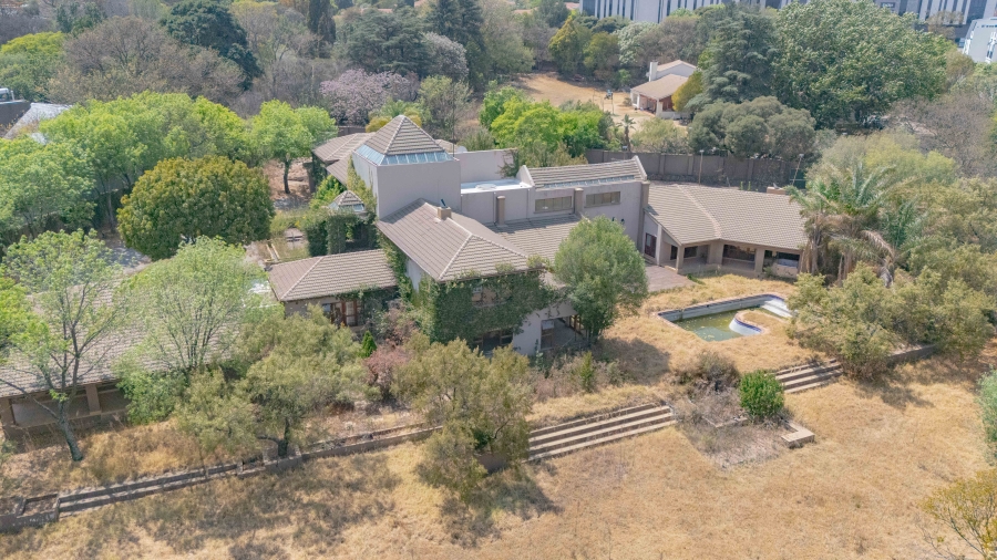 9 Bedroom Property for Sale in Bryanston Gauteng