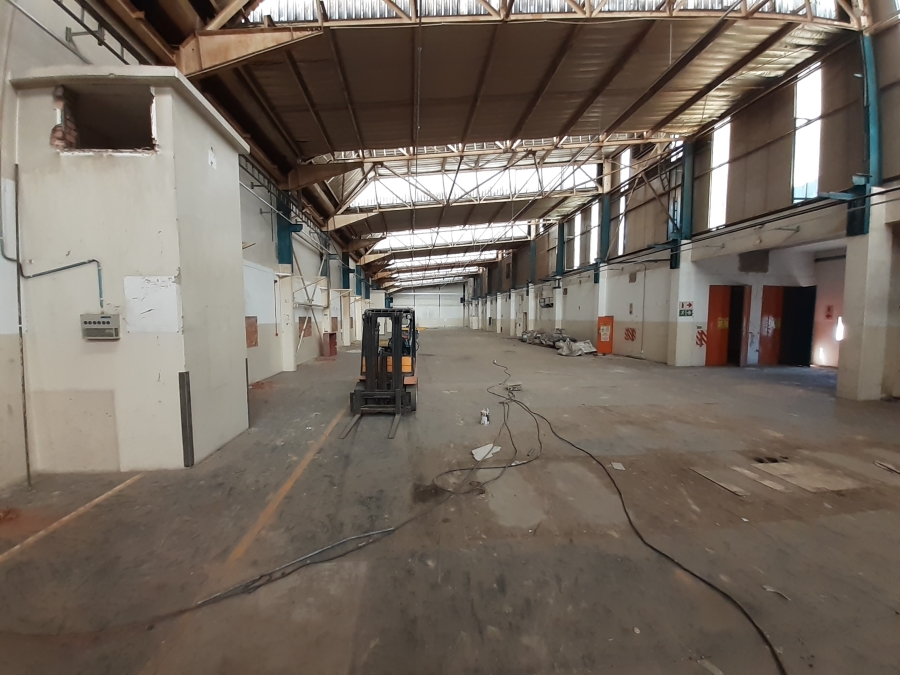 To Let Commercial Property for Rent in Chamdor Gauteng