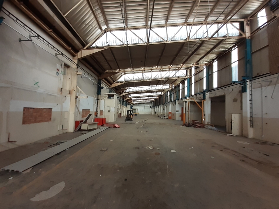 To Let Commercial Property for Rent in Chamdor Gauteng
