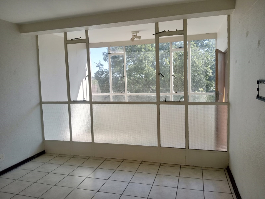 1 Bedroom Property for Sale in Parkdene Gauteng