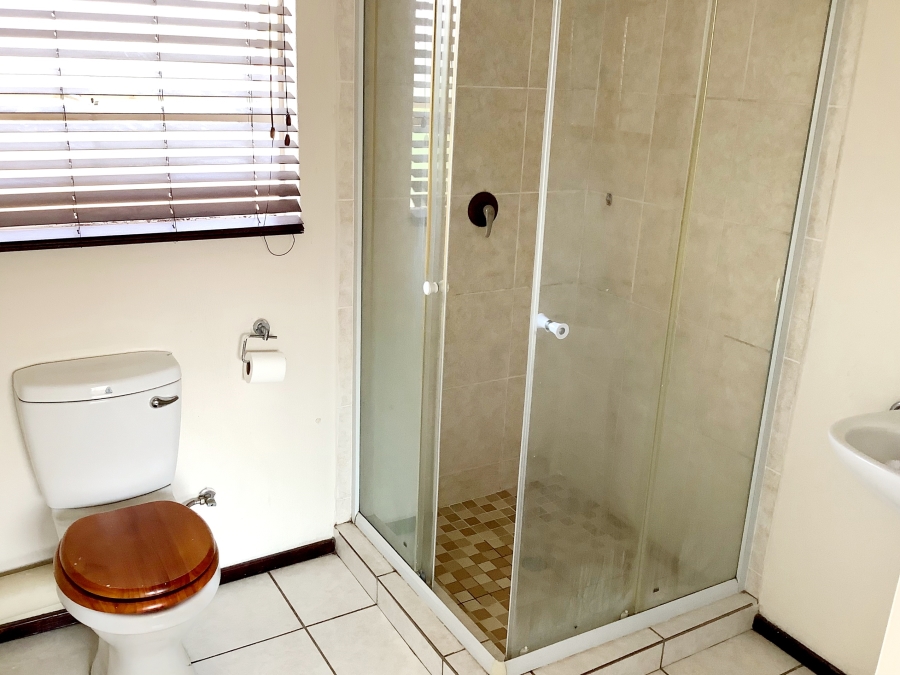2 Bedroom Property for Sale in Honeypark Gauteng