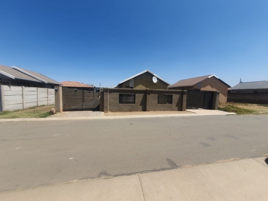 2 Bedroom Property for Sale in Savanna City Gauteng
