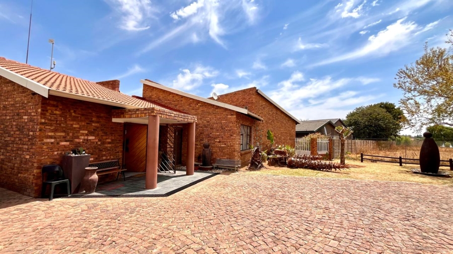 4 Bedroom Property for Sale in Dalpark Ext 1 Gauteng