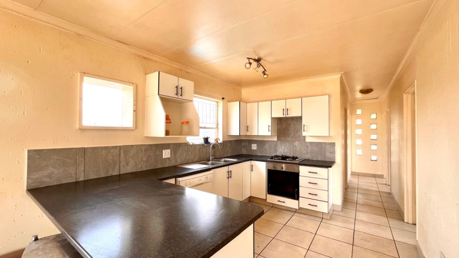 4 Bedroom Property for Sale in Dalpark Ext 1 Gauteng