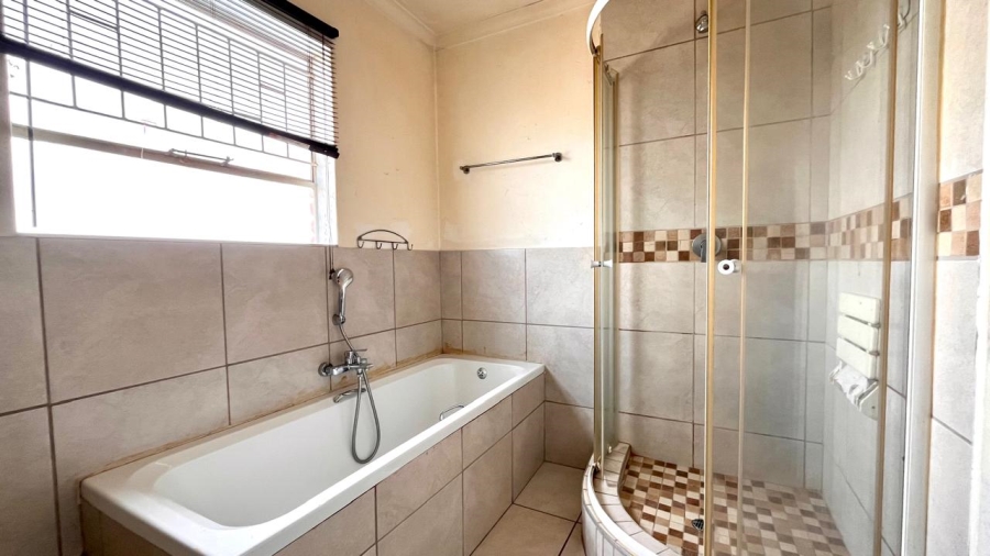 4 Bedroom Property for Sale in Dalpark Ext 1 Gauteng