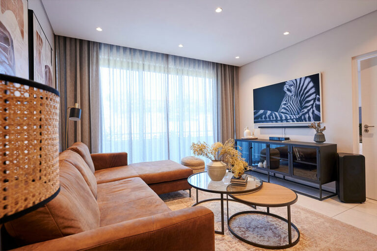 2 Bedroom Property for Sale in Glenadrienne Gauteng