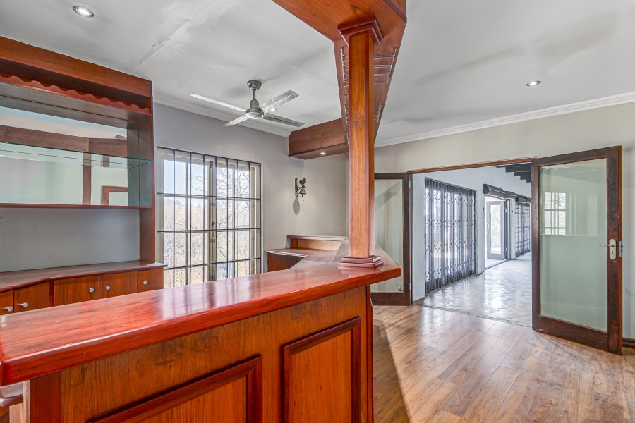 5 Bedroom Property for Sale in Chartwell Gauteng