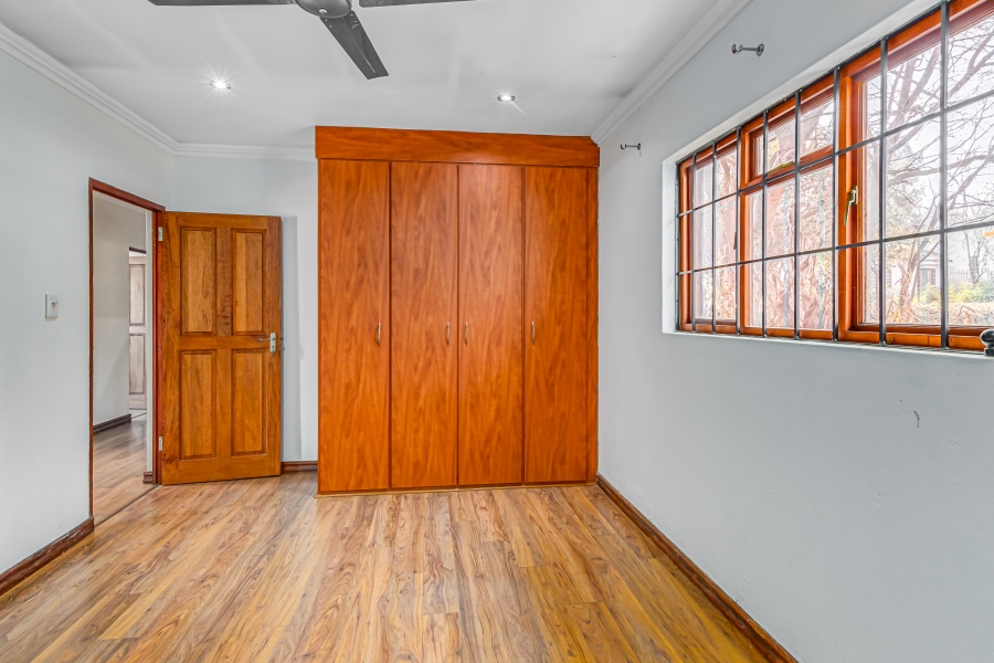 5 Bedroom Property for Sale in Chartwell Gauteng