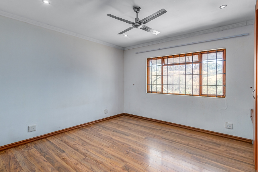 5 Bedroom Property for Sale in Chartwell Gauteng