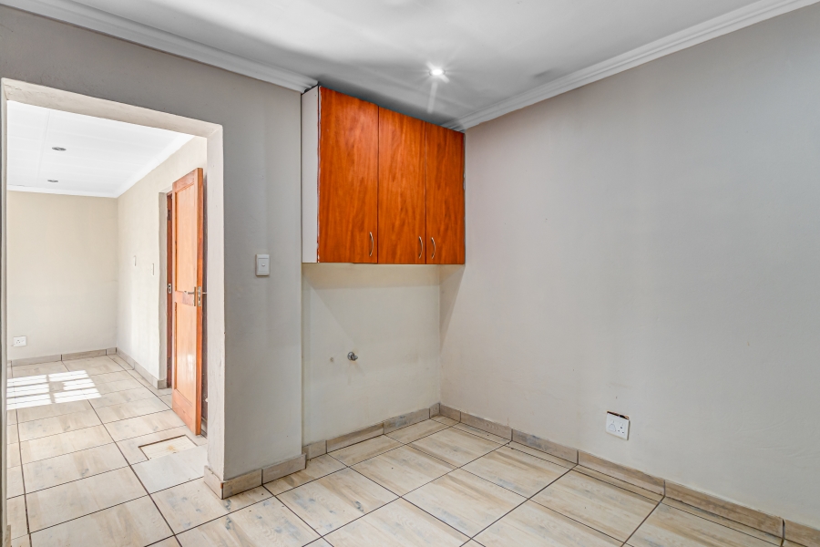 5 Bedroom Property for Sale in Chartwell Gauteng