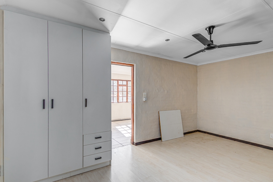 5 Bedroom Property for Sale in Chartwell Gauteng