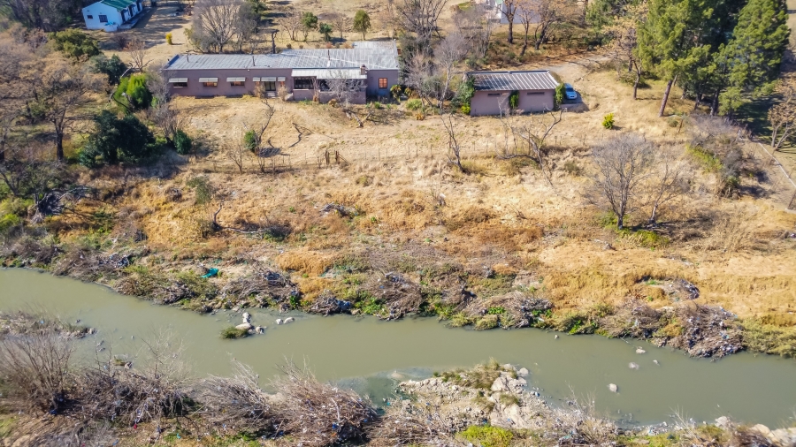 5 Bedroom Property for Sale in Chartwell Gauteng