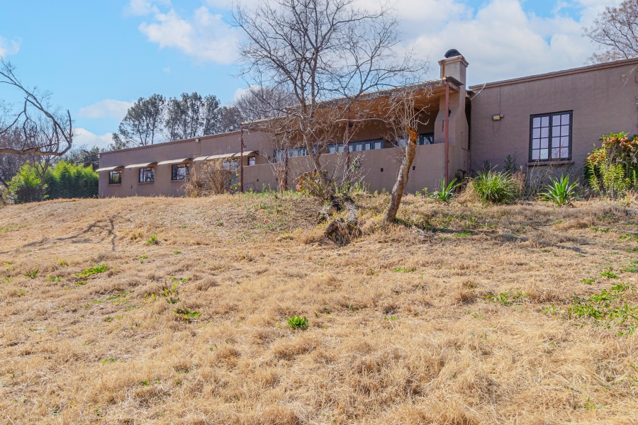 5 Bedroom Property for Sale in Chartwell Gauteng