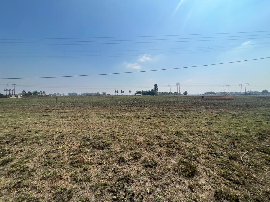 0 Bedroom Property for Sale in Mooilande Gauteng