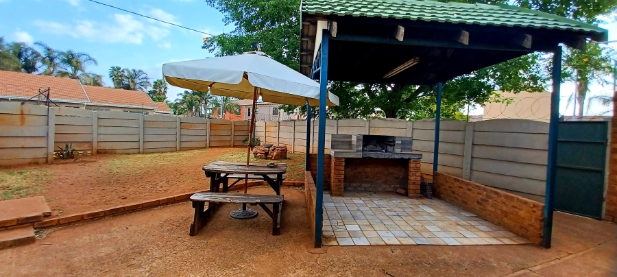 3 Bedroom Property for Sale in Dal Fouche Gauteng