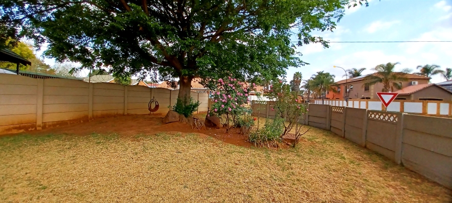 3 Bedroom Property for Sale in Dal Fouche Gauteng