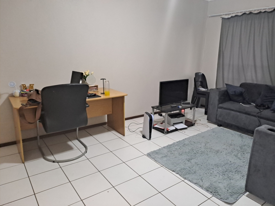 2 Bedroom Property for Sale in Hatfield Gauteng