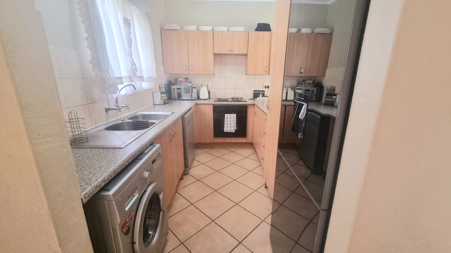 2 Bedroom Property for Sale in Halfway Gardens Gauteng