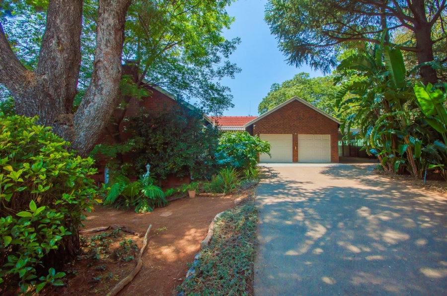 4 Bedroom Property for Sale in Helderkruin Gauteng