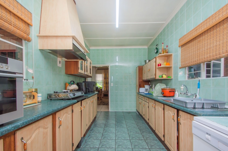 4 Bedroom Property for Sale in Helderkruin Gauteng