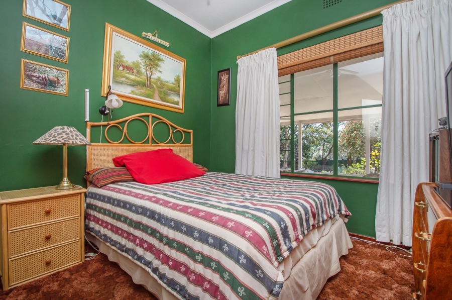 4 Bedroom Property for Sale in Helderkruin Gauteng