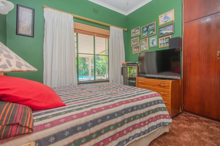 4 Bedroom Property for Sale in Helderkruin Gauteng