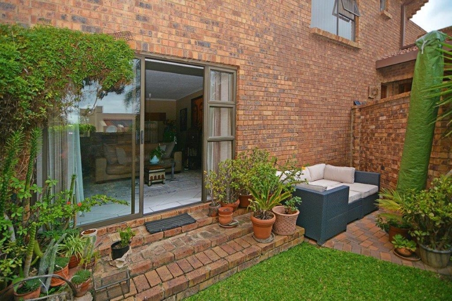 4 Bedroom Property for Sale in Marais Steyn Park Gauteng