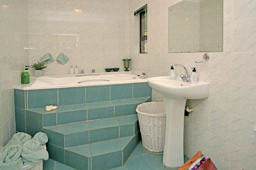 4 Bedroom Property for Sale in Marais Steyn Park Gauteng