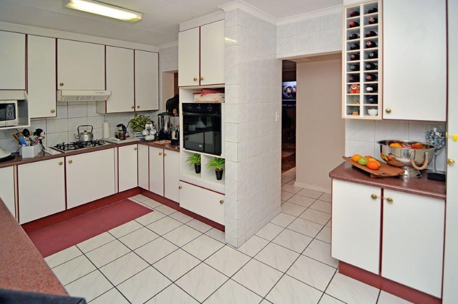 4 Bedroom Property for Sale in Marais Steyn Park Gauteng