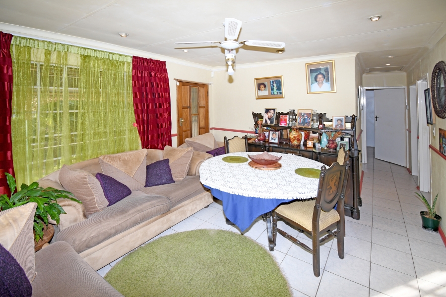 7 Bedroom Property for Sale in Albertville Gauteng