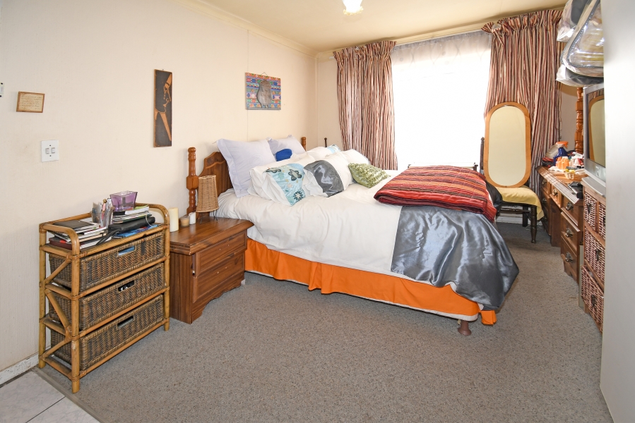 7 Bedroom Property for Sale in Albertville Gauteng