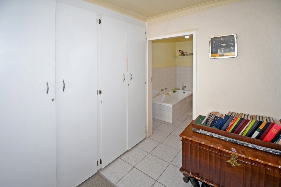 7 Bedroom Property for Sale in Albertville Gauteng