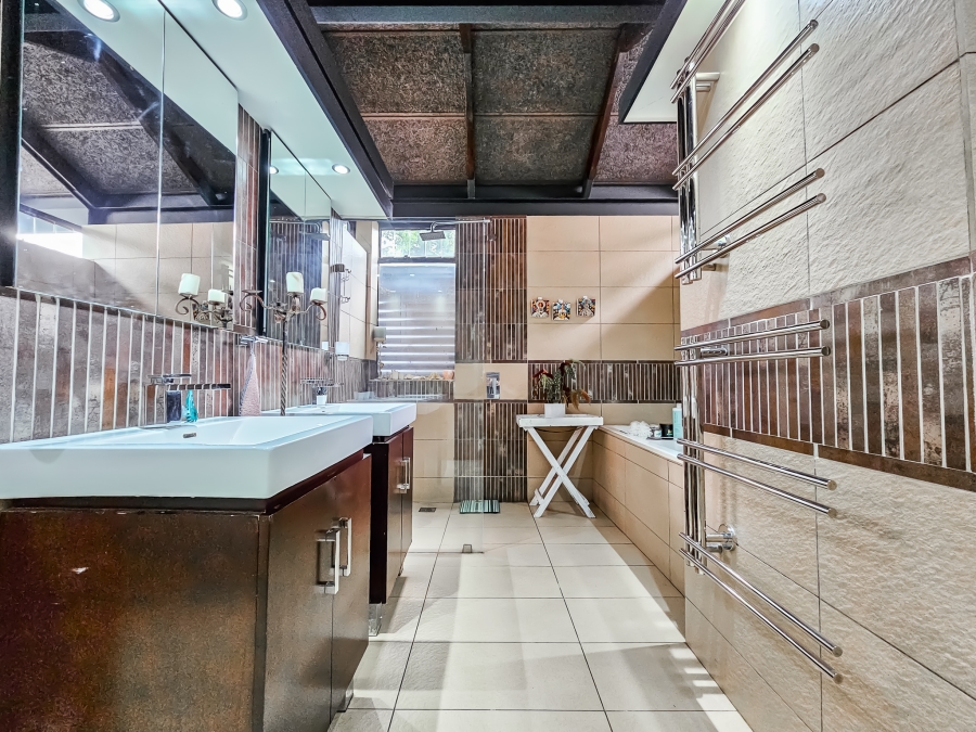 4 Bedroom Property for Sale in Lynnwood Gauteng