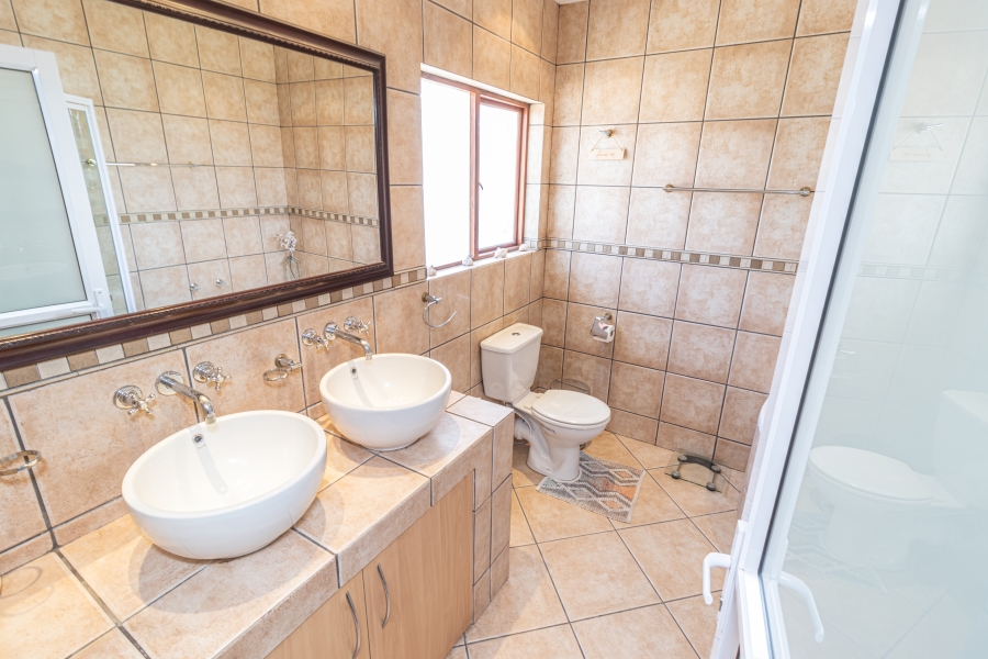 3 Bedroom Property for Sale in Ruimsig Country Estate Gauteng